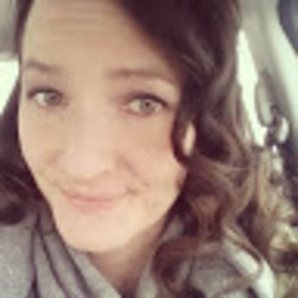 Meet your Posher, Michelle - Picture 1 of 1